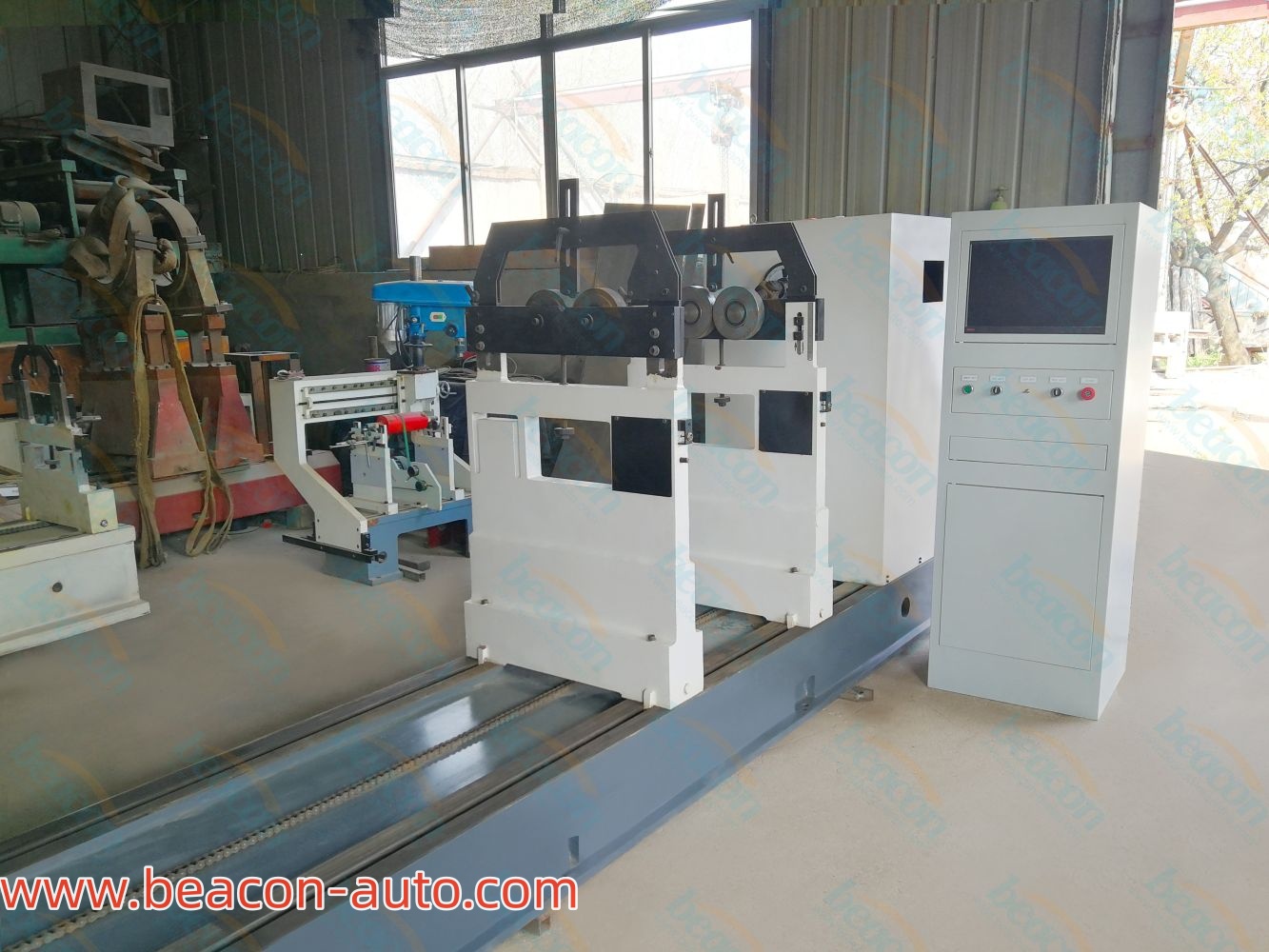 Máquina de equilibrado YFW-1600A